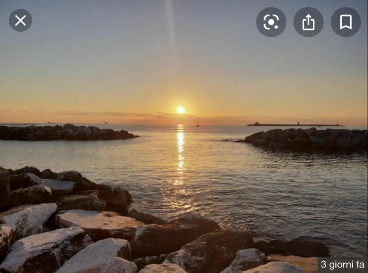 Apartamento Casamieli, Nuovo, Vicino Al Porto Al Mare E Al Centro Livorno Exterior foto